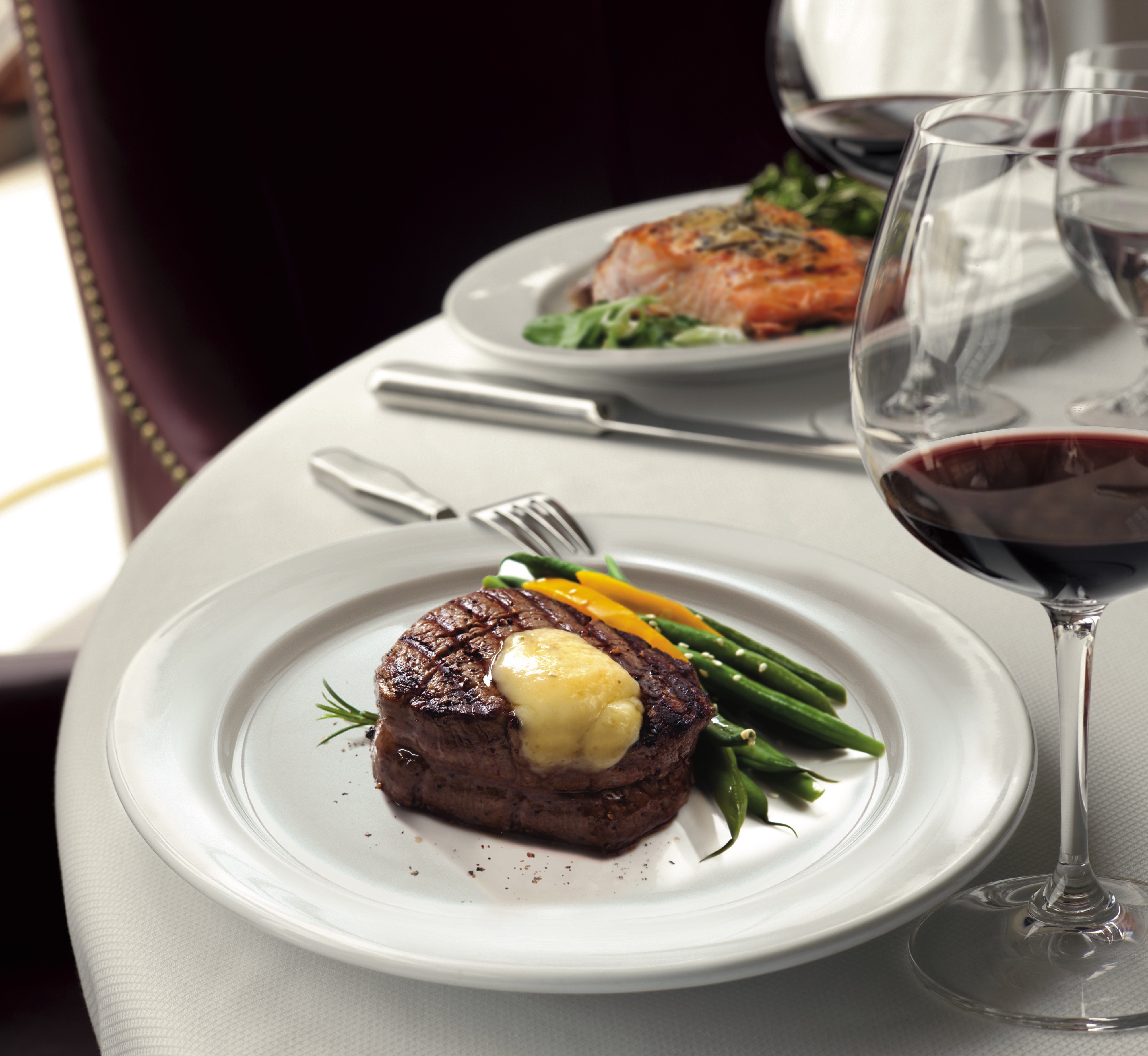 Oceania Insignia - Polo Grill